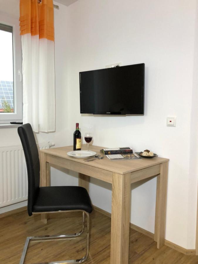 Apartamento Zollwanger - Wohnen Auf Zeit Dilinga Exterior foto